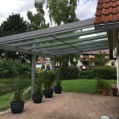 Überdachungen & Carports